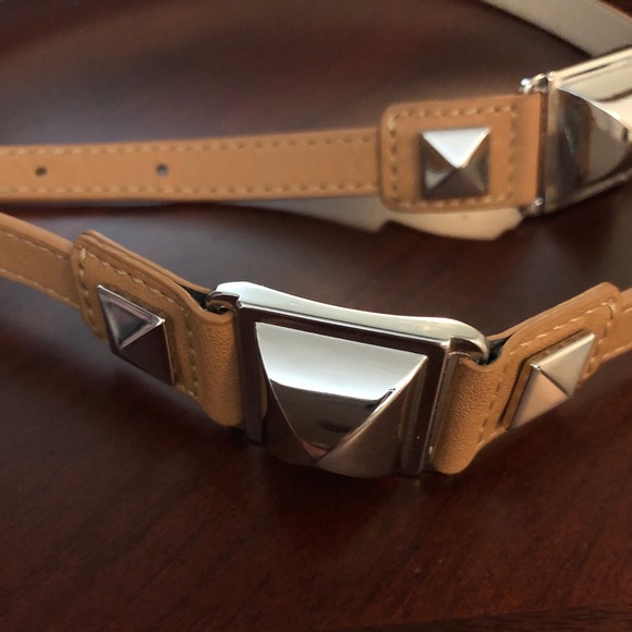 🌷🌷BCBG MaxAzria Belt - Picture 5 of 8